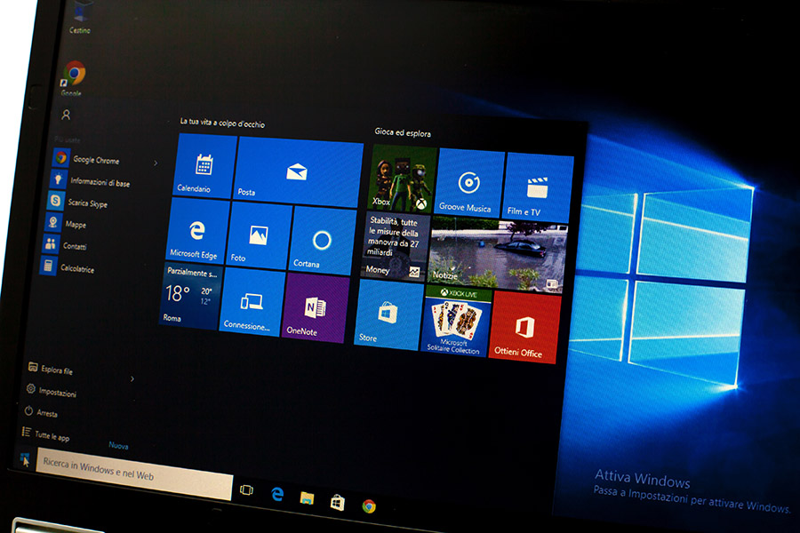 Microsoft Windows 10 ESU on a laptop