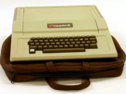 1977 APPLE II 1977 APPLE II